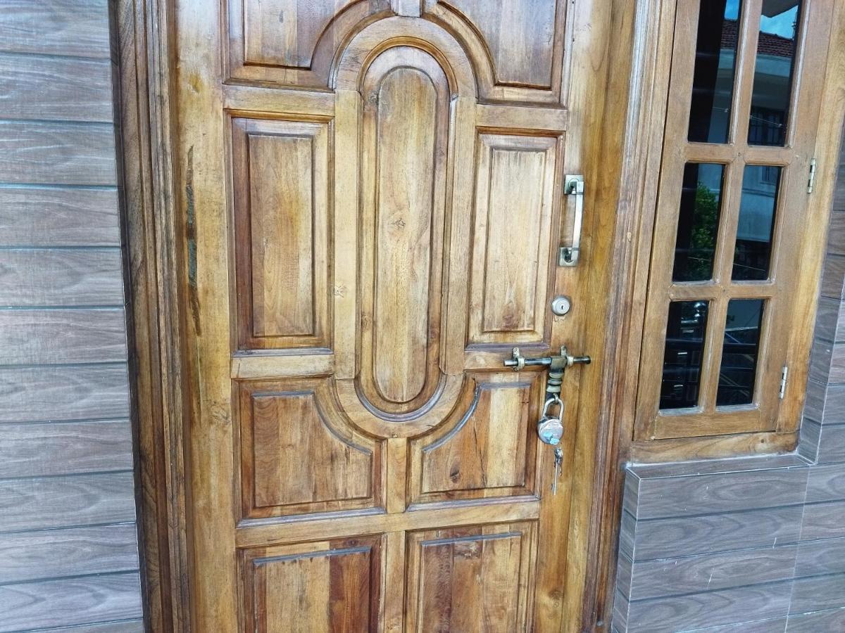Hidden Gem Home Stay Мадикери Экстерьер фото